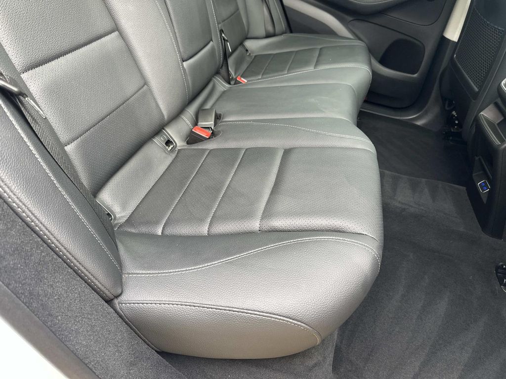 Thumbnail: 2024 Mercedes-Benz GLE - 26