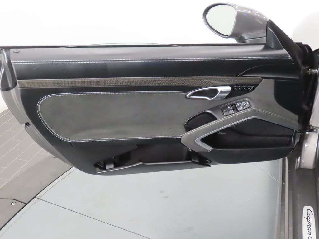 Thumbnail: 2024 Porsche 718 Cayman - 31