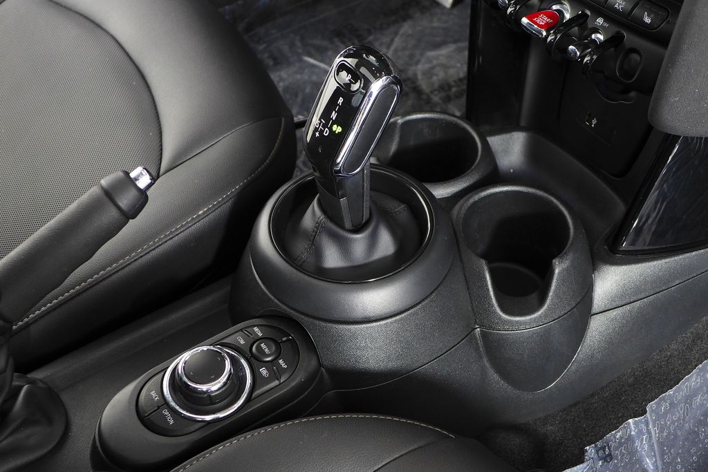 Thumbnail: 2023 MINI Cooper - 16