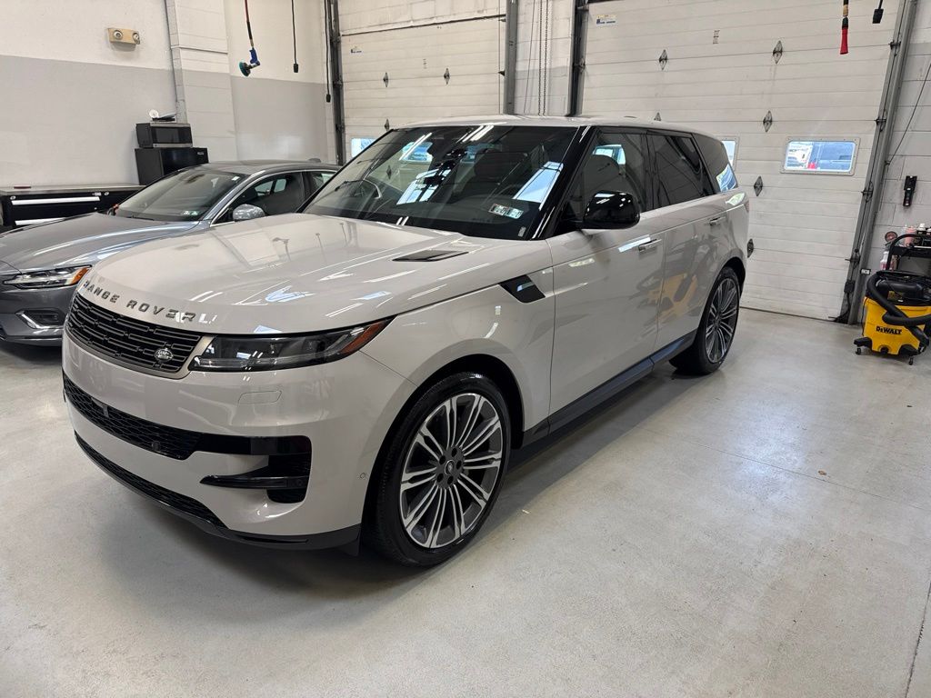 2025 Land Rover Range Rover Sport P360 SE AWD