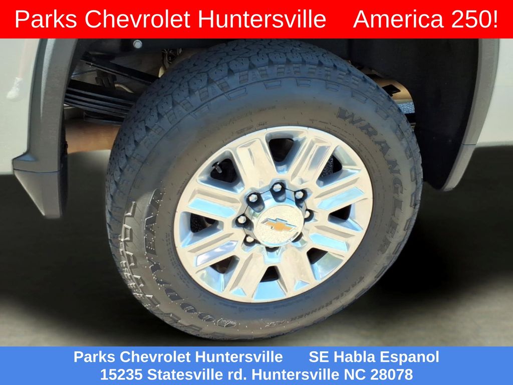 ChevroletSilverado 3500HD34