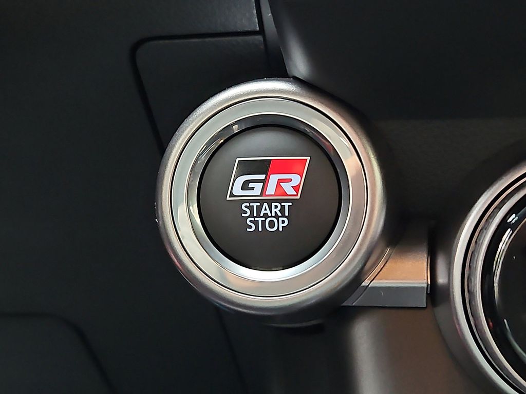 Thumbnail: 2025 Toyota GR86 - 14