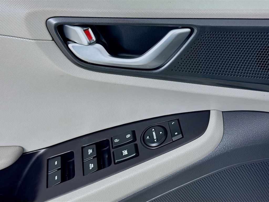 Used Car 2019 Hyundai Ioniq Hybrid  Limited For Sale Under $20,000 In Austin, Texas