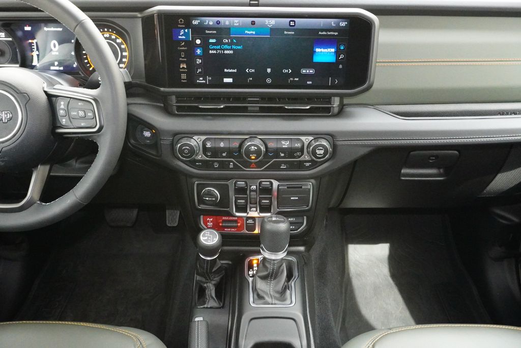 Used Car 2025 Jeep Gladiator  Mojave For Sale Under $50,000 In Weatherford, Texas