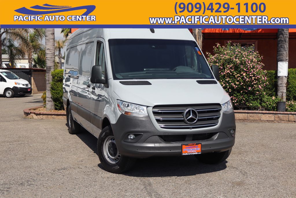 2020 Mercedes-Benz Sprinter Cargo 2500 170 V6 High Roof RWD