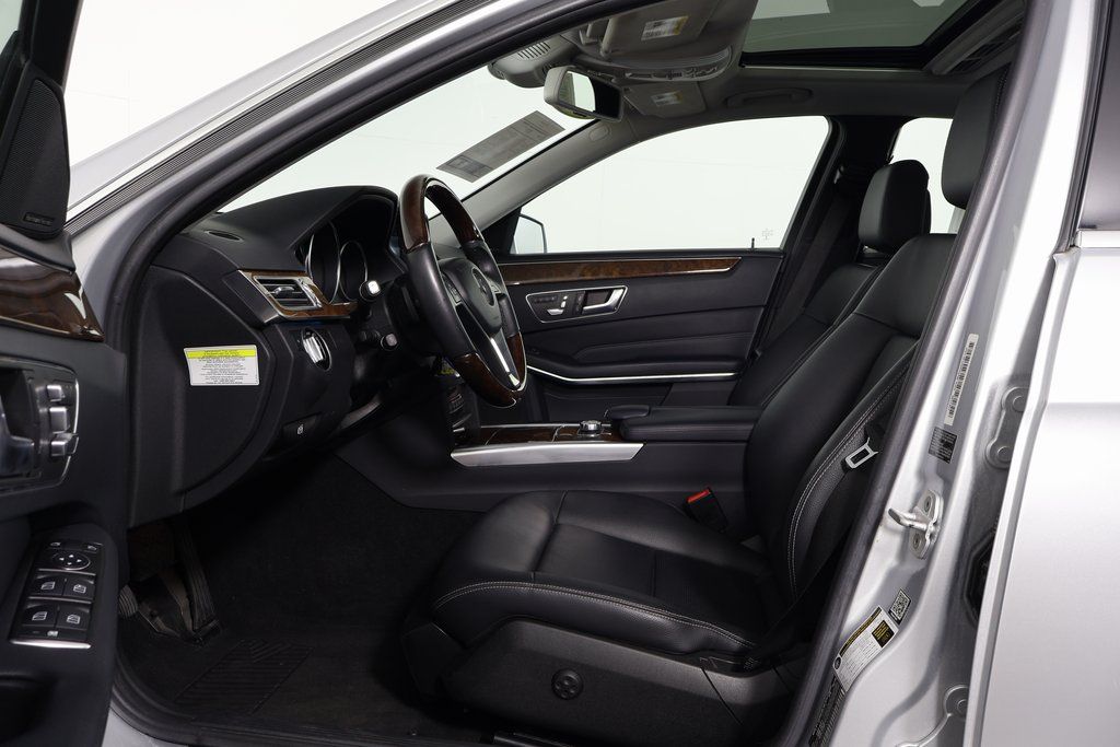 Thumbnail: 2014 Mercedes-Benz E-Class - 10