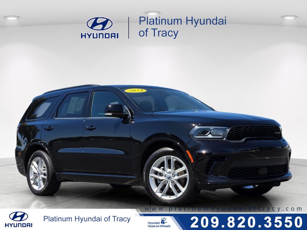 DB Black Clearcoat 2024 Dodge Durango SUV / Crossover Rear-Wheel Drive 8-Speed Automatic