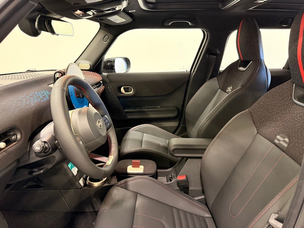 Thumbnail: 2026 MINI Cooper - 12