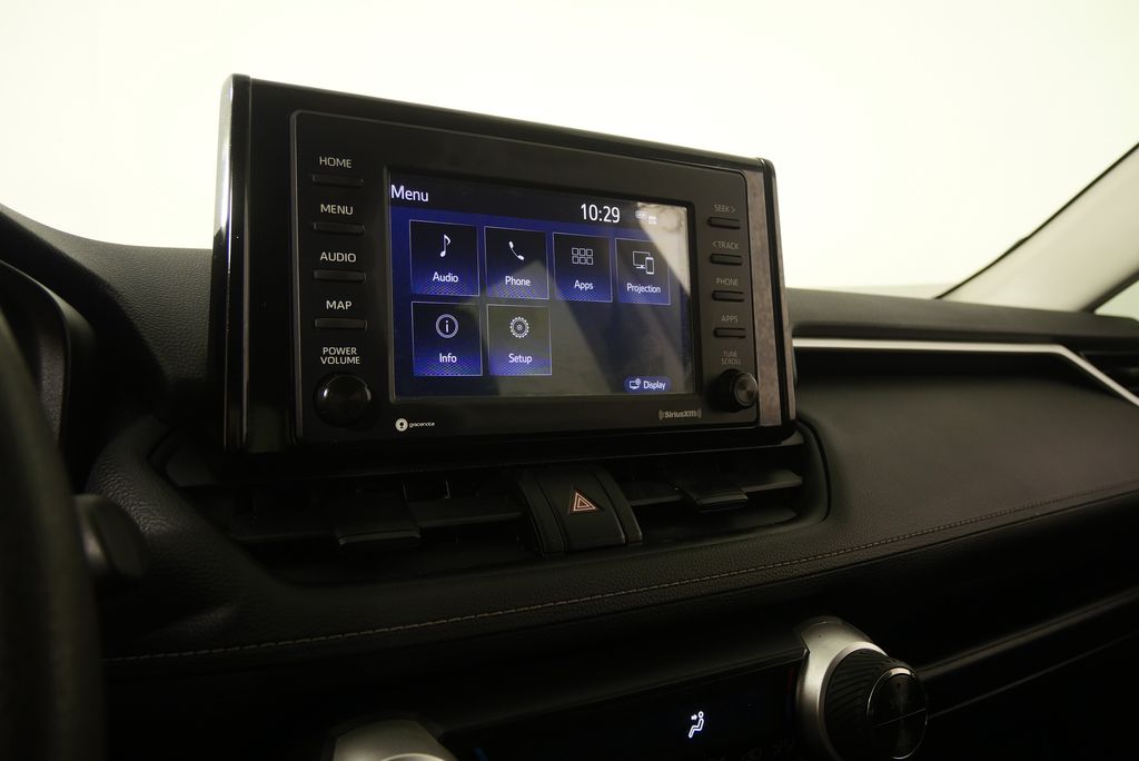 Thumbnail: 2020 Toyota RAV4 - 24