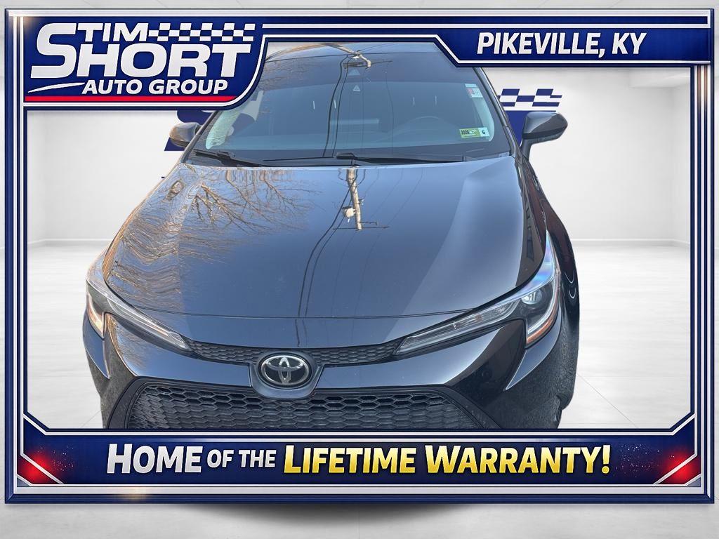 2022 Toyota Corolla LE FWD