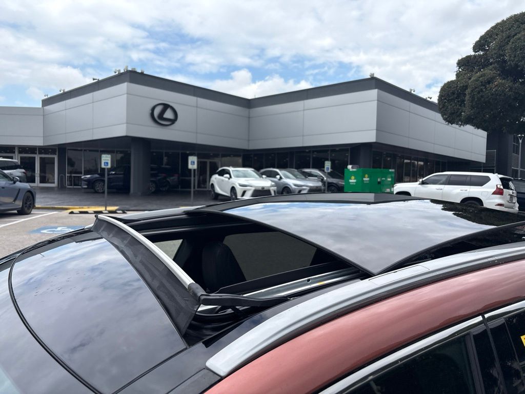 Thumbnail: 2023 Lexus RX - 10
