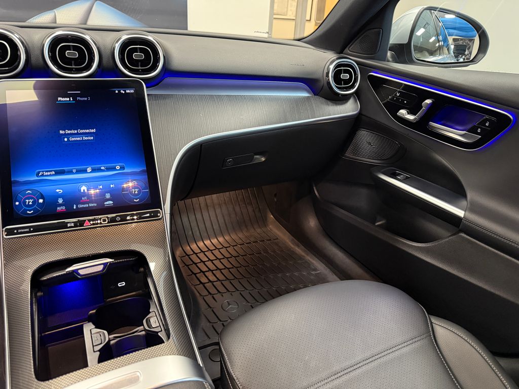 Thumbnail: 2022 Mercedes-Benz C-Class - 28