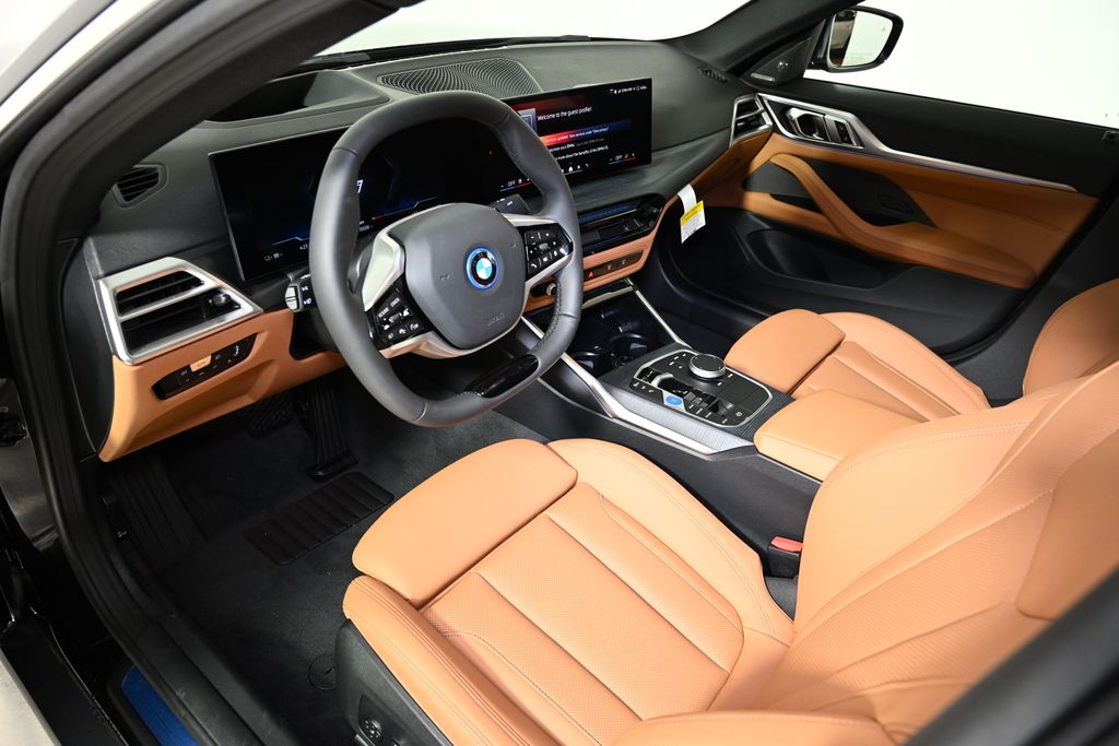 2025 BMW i4 xDrive40 15