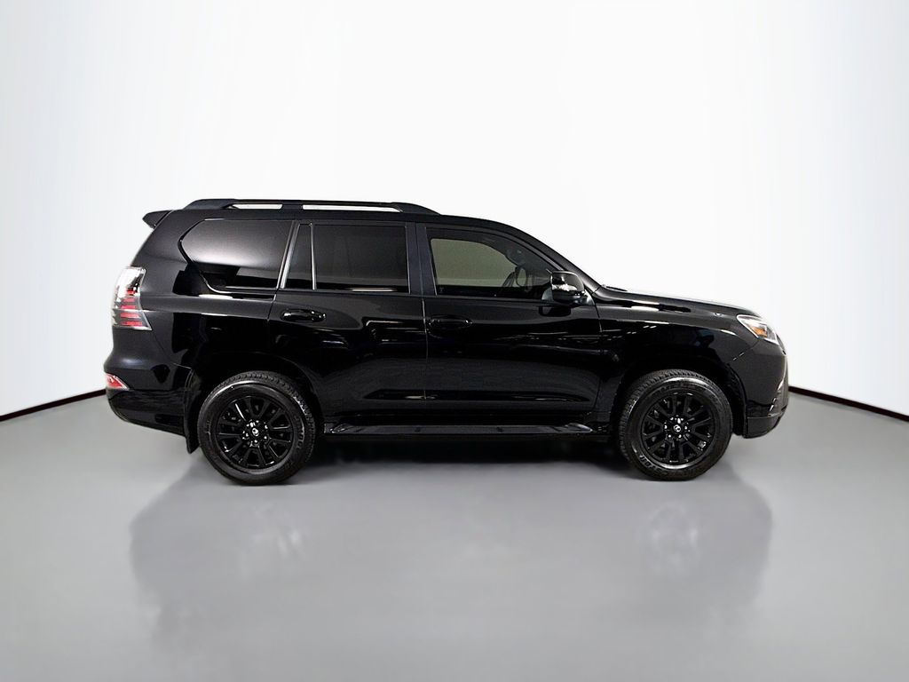 Thumbnail: 2023 Lexus GX - 4