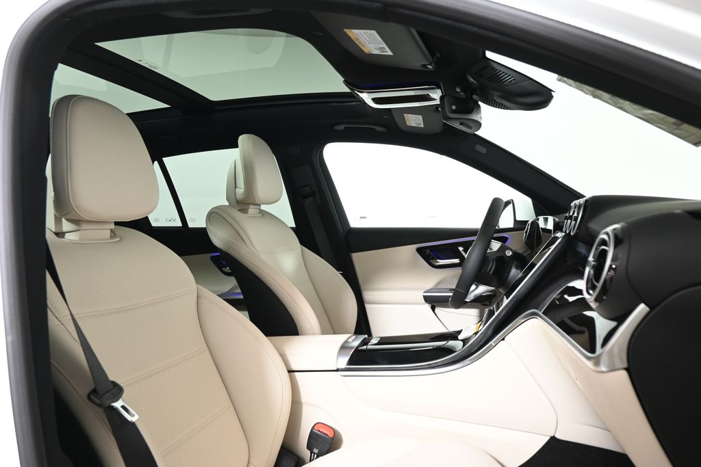 Thumbnail: 2026 Mercedes-Benz GLC - 21