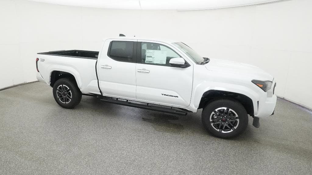 Thumbnail: 2025 Toyota Tacoma - 25