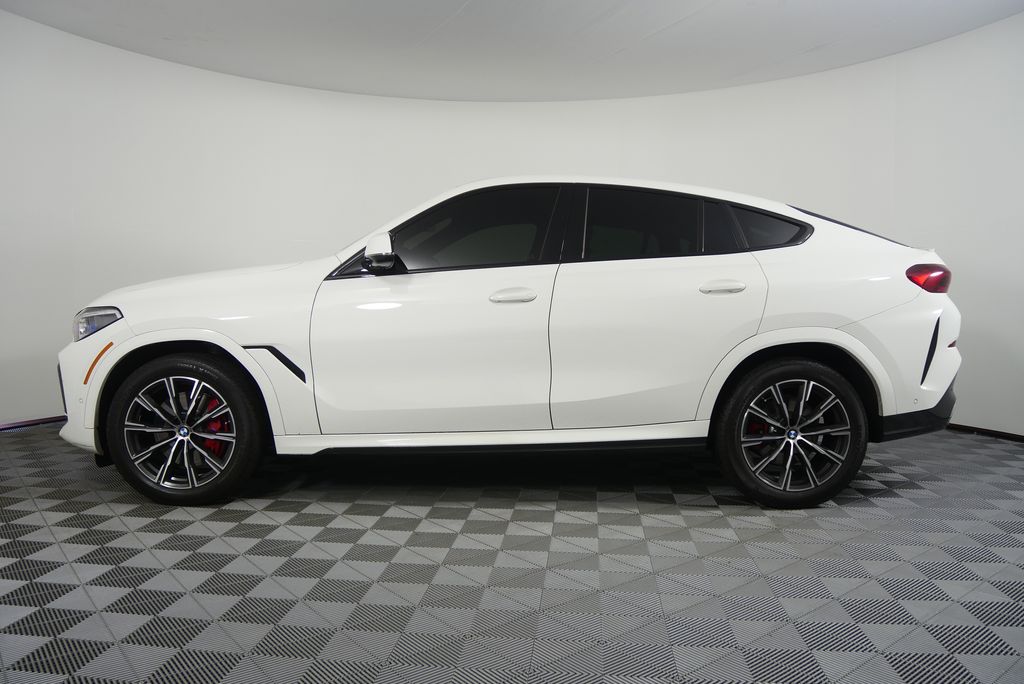 Thumbnail: 2022 BMW X6 - 7