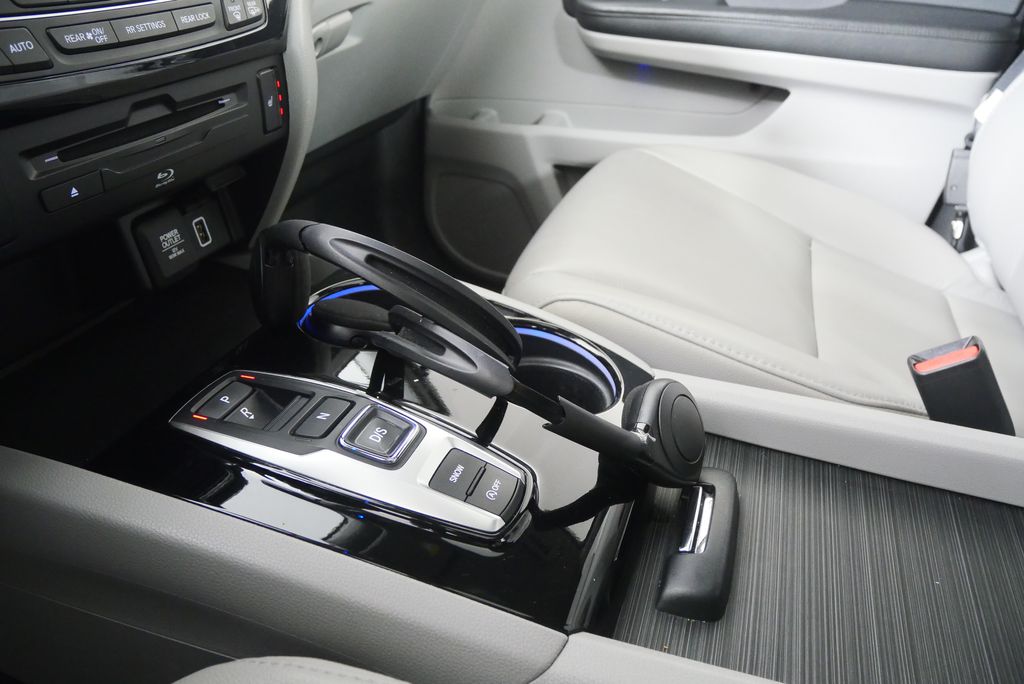 Thumbnail: 2022 Honda Pilot - 27