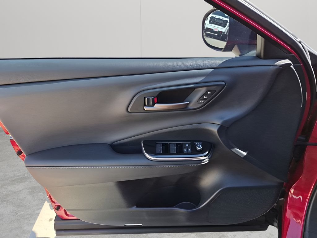 Used Car 2025 Toyota Crown Signia  Limited For Sale Under $50,000 In Austin, Texas