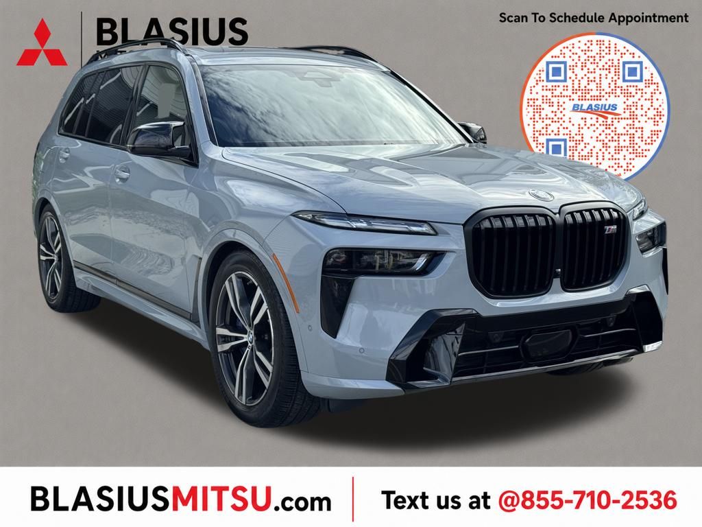  2025 BMW X7 M60i AWD   