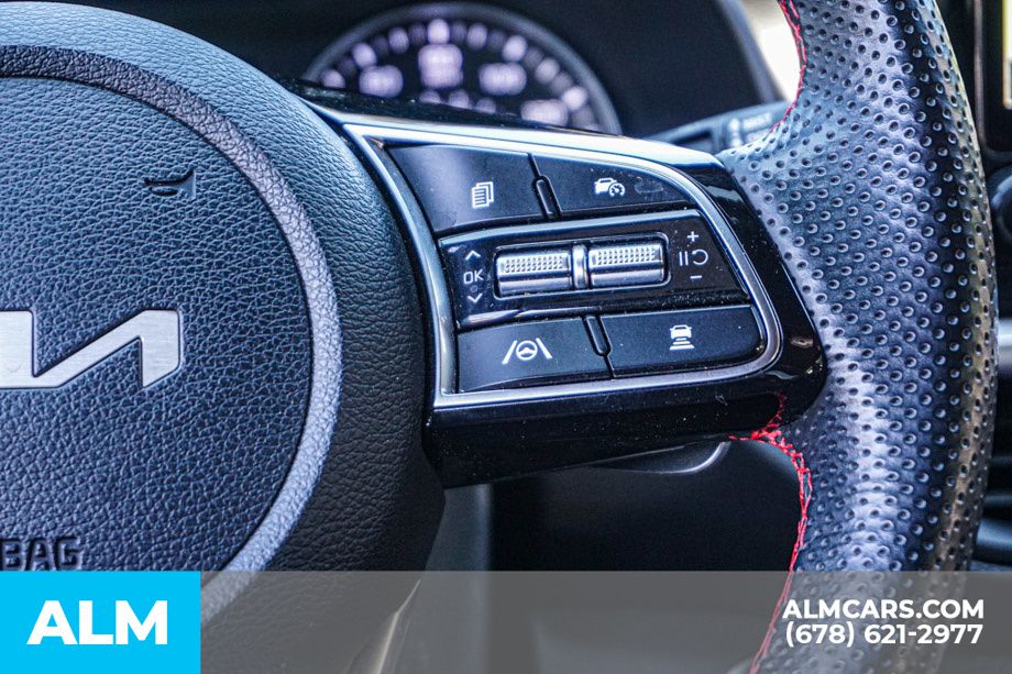 Used 2022 Red Kia GT image 31
