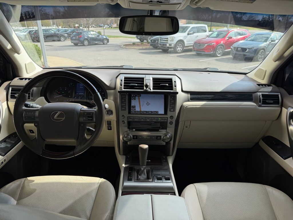 Used 2019 Gray Lexus 460 image 19