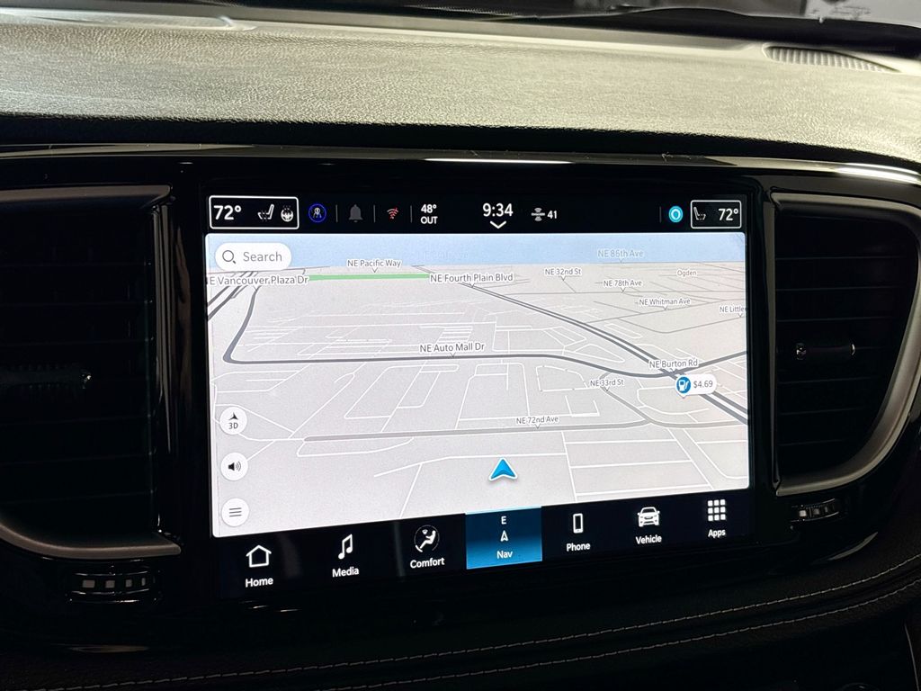 2026 Chrysler Pacifica Limited