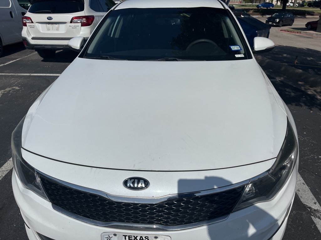 Thumbnail: 2016 Kia Optima - 2