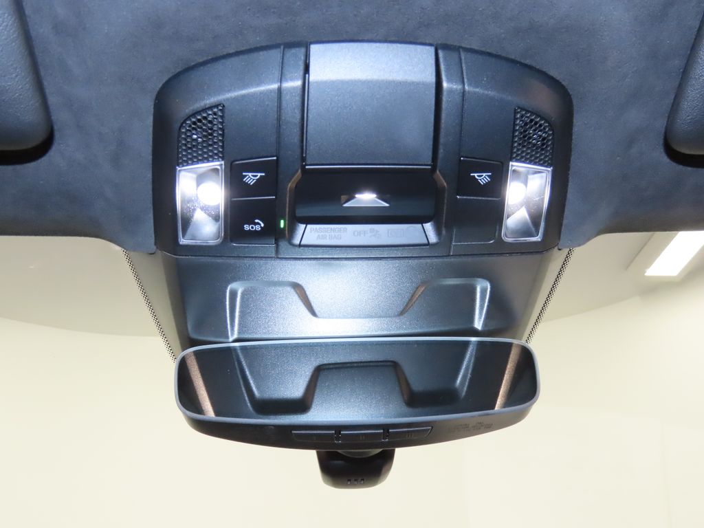 Thumbnail: 2026 Porsche 911 - 30