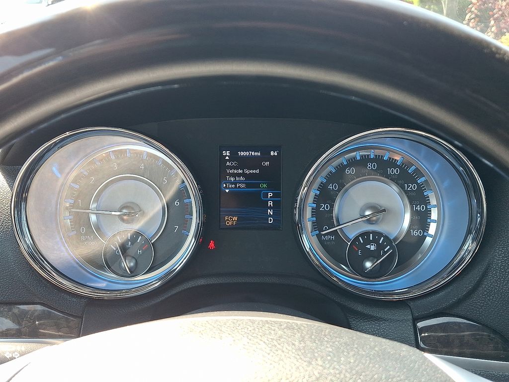 Thumbnail: 2012 Chrysler 300 - 20