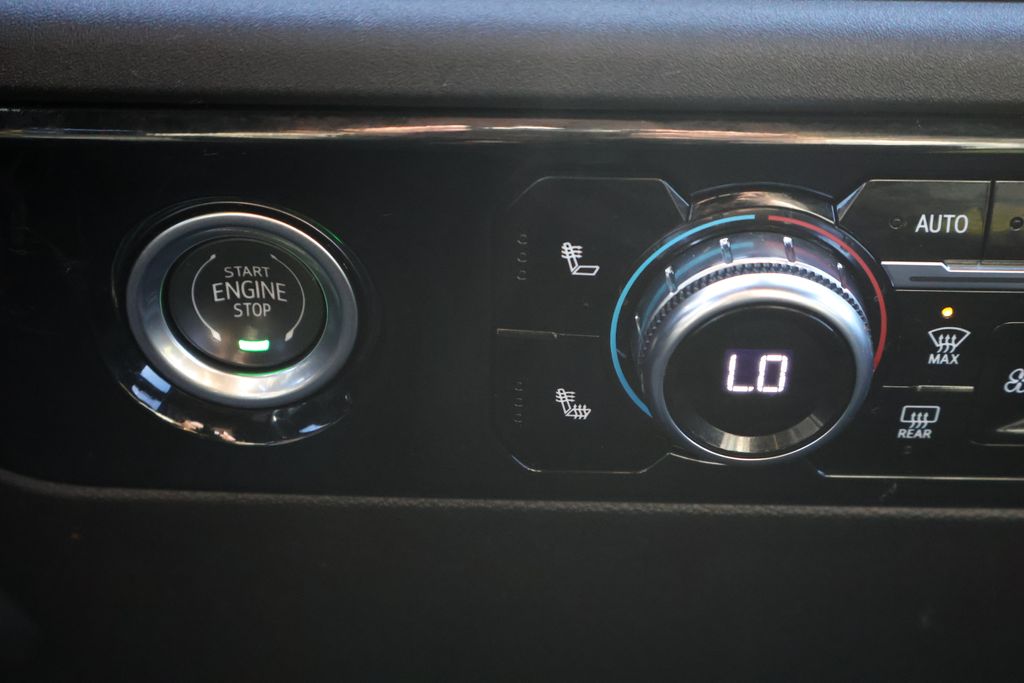 Thumbnail: 2023 GMC Sierra 1500 - 21