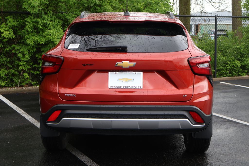 2024 Chevrolet Trax LT 6