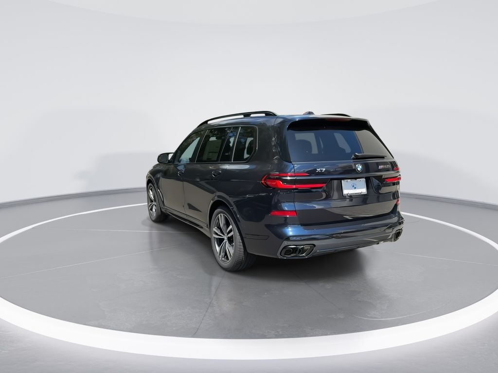 2025 BMW X7 M60i 7