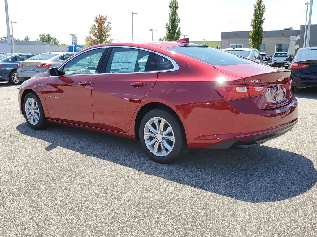 2025 Chevrolet Malibu LT 3