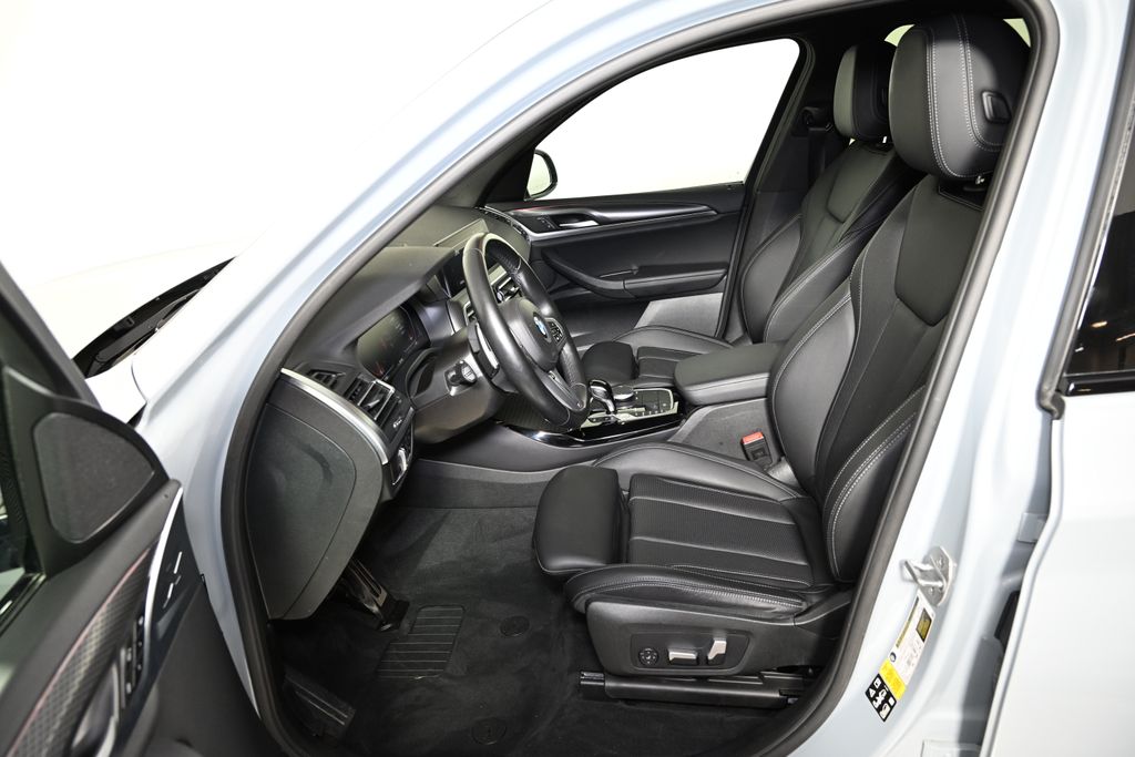 Thumbnail: 2024 BMW X3 - 14