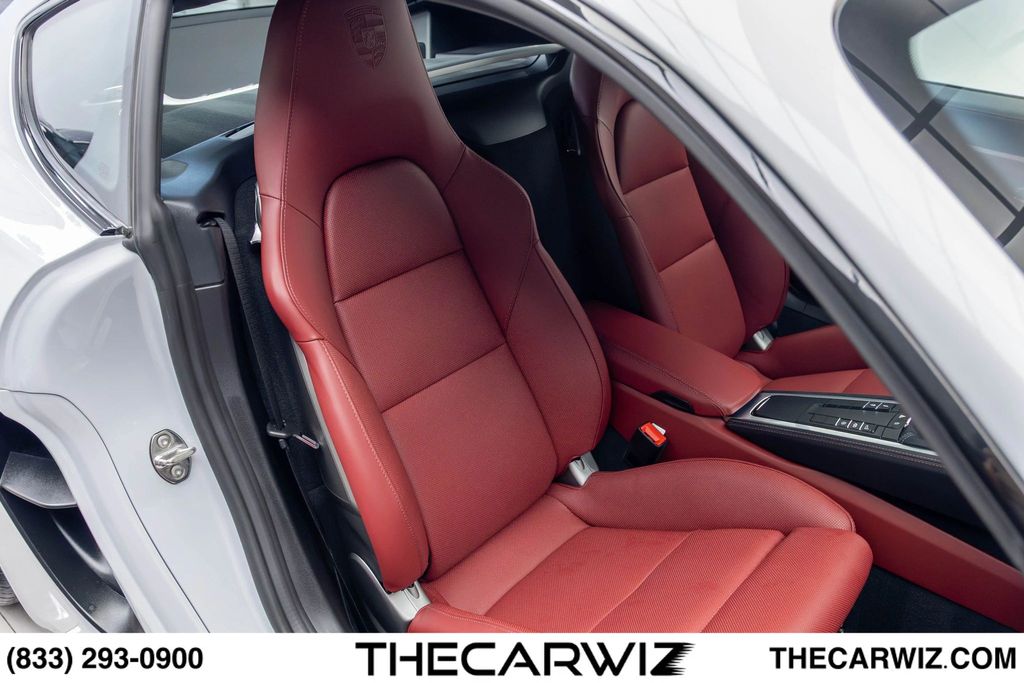 2023 Porsche 718 Cayman