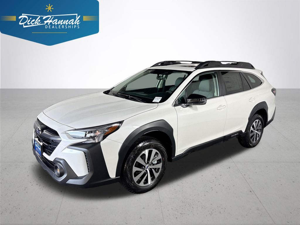 2025 Subaru Outback Premium's photo