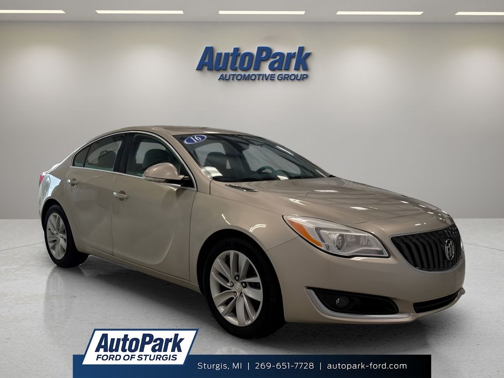 2016 Buick Regal Premium II Sedan FWD