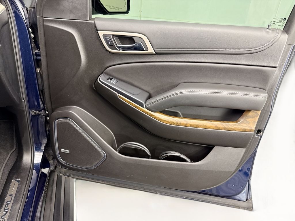 Thumbnail: 2020 GMC Yukon - 25