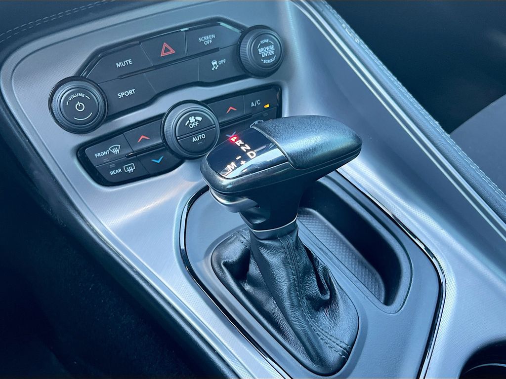 Used 2023 Blue Dodge SXT image 16
