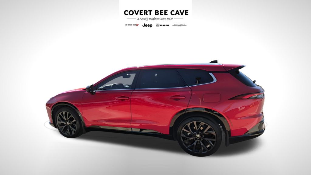 Used Car 2025 Toyota Crown Signia  Limited For Sale Under $40,000 In Austin, Texas