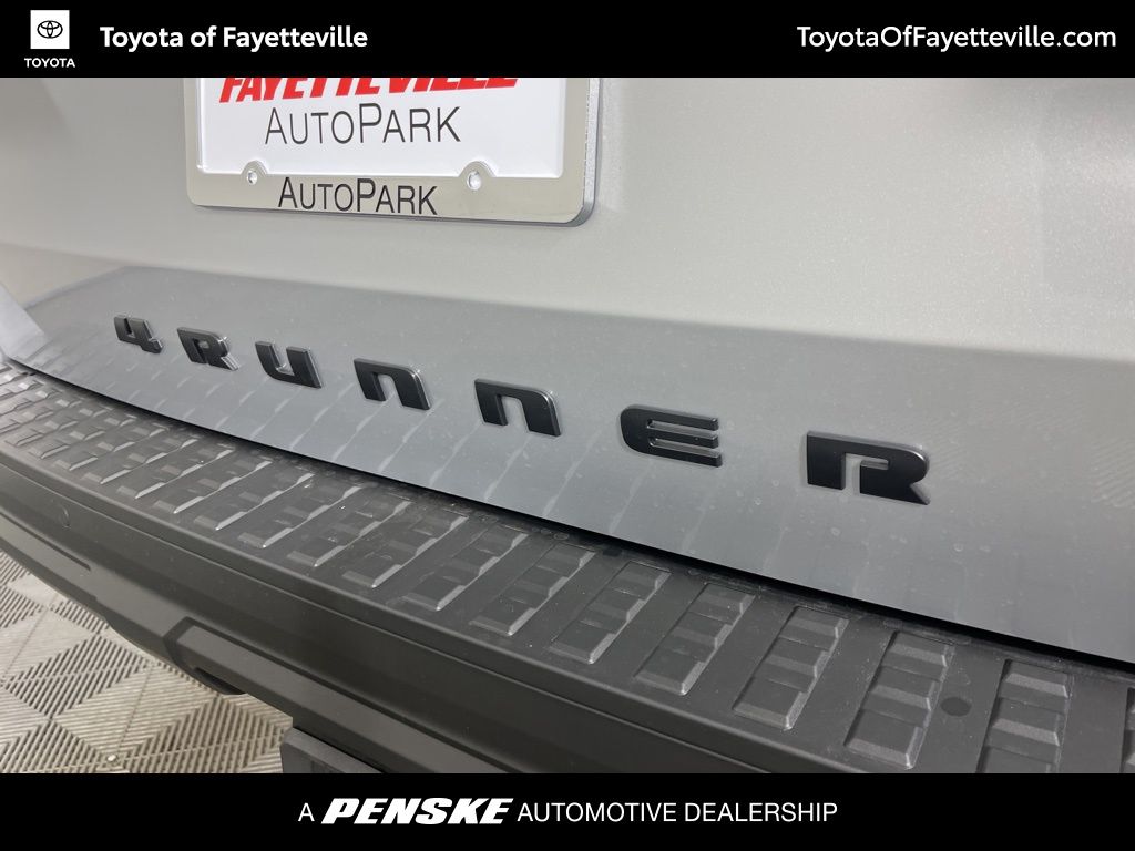 Thumbnail: 2025 Toyota 4Runner - 19