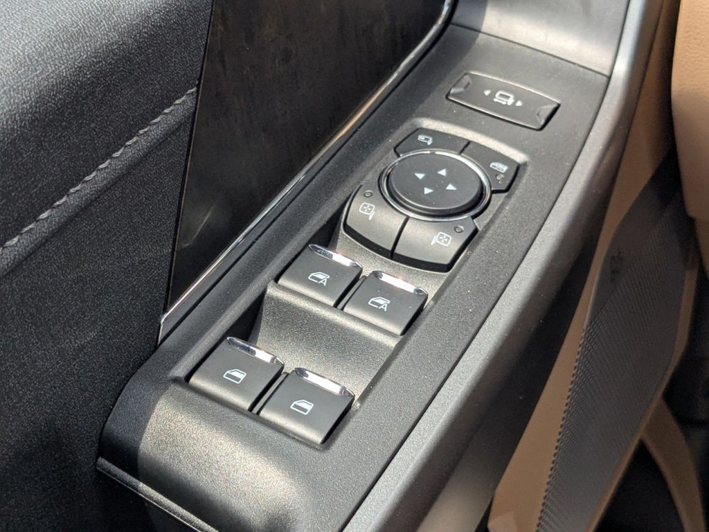 2025 Ford F-250 Super Duty Lariat