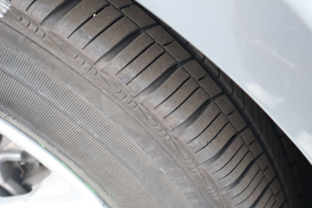 Thumbnail: 2023 Chevrolet Malibu - 6