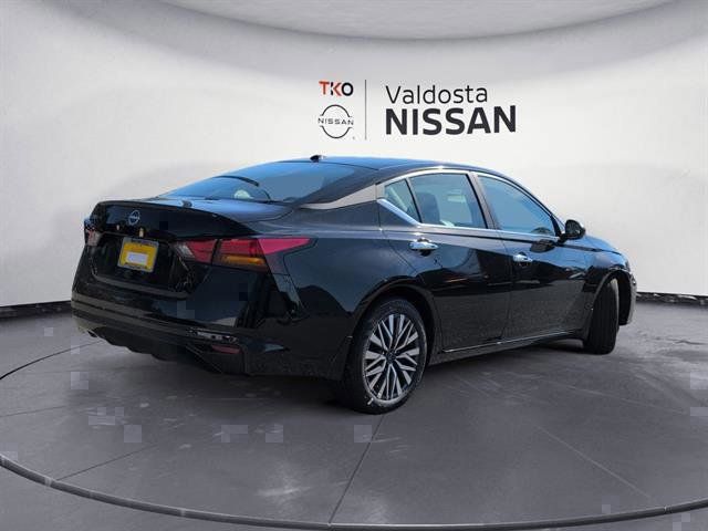 New 2025 Nissan Altima Sedan