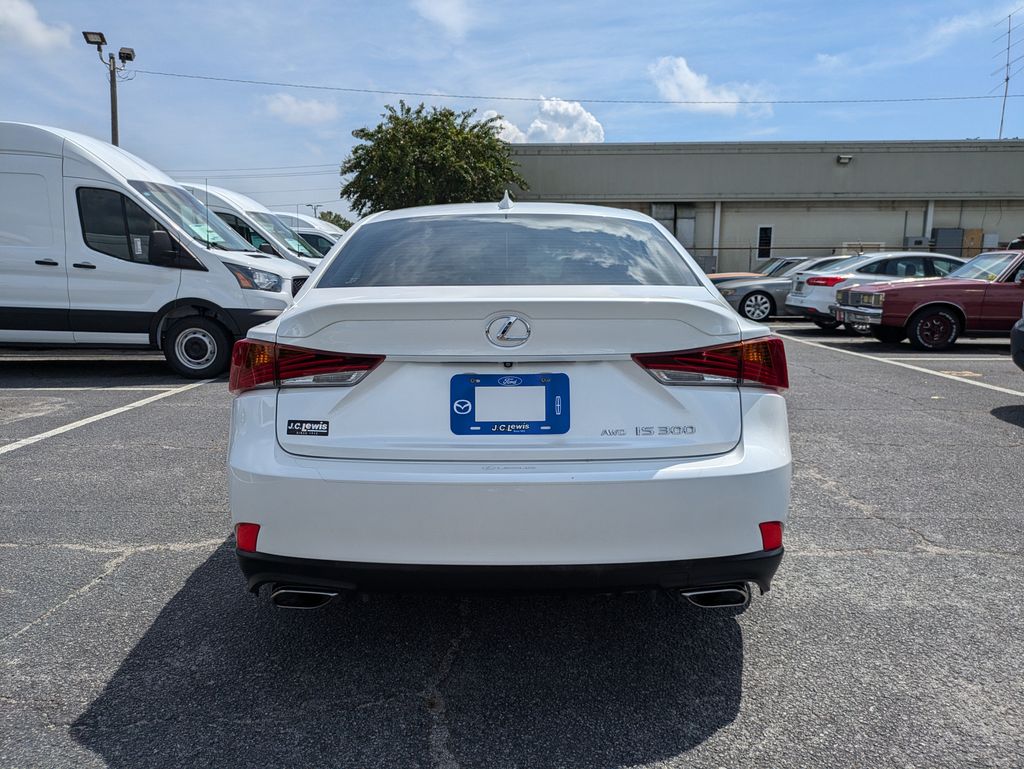 2018 Lexus IS 300 