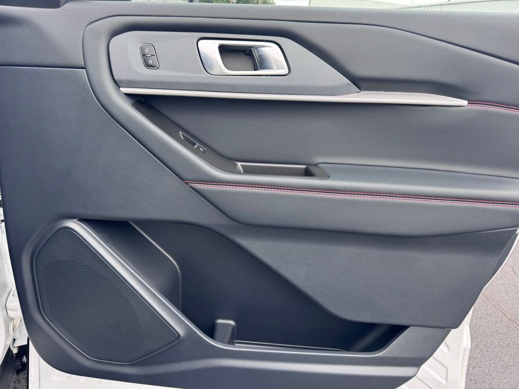 FordExplorer19
