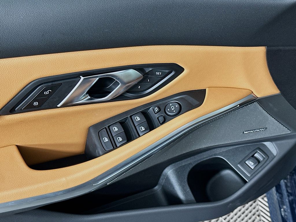 Thumbnail: 2025 BMW 3 Series - 20