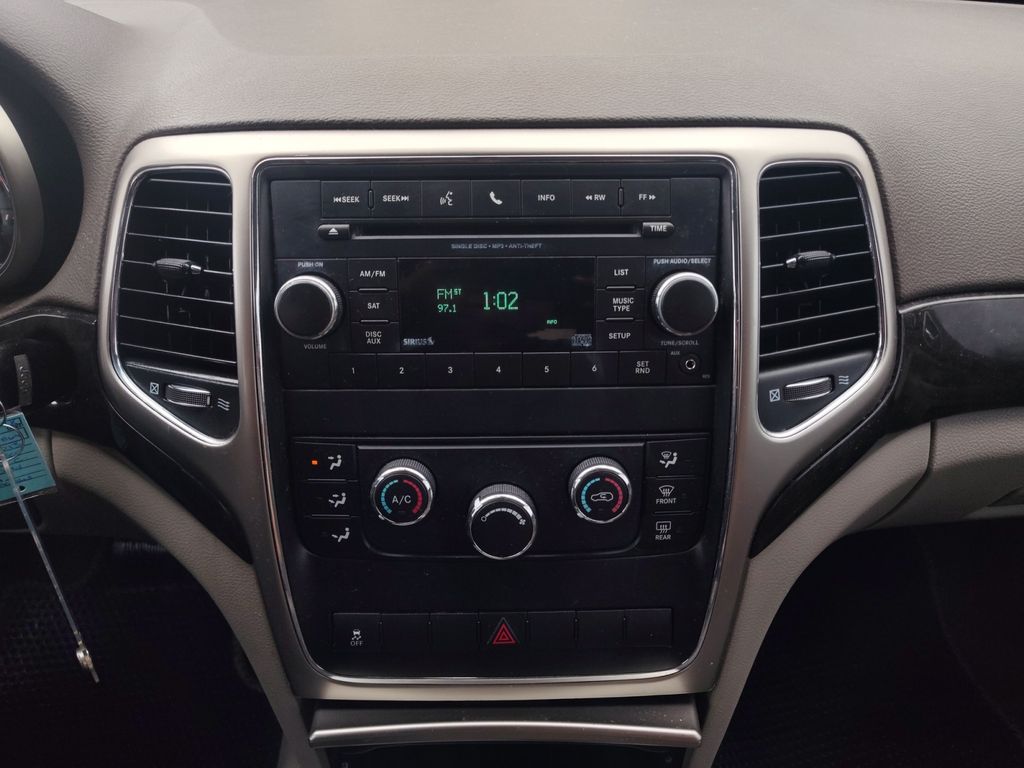 Used Car 2013 Jeep Grand Cherokee  Laredo For Sale Under $10,000 In Austin, Texas