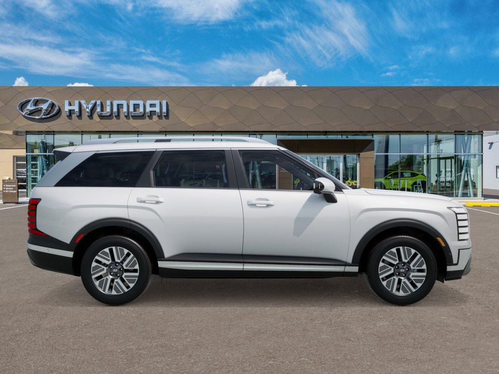New 2026 White Hyundai SEL Premium image 7